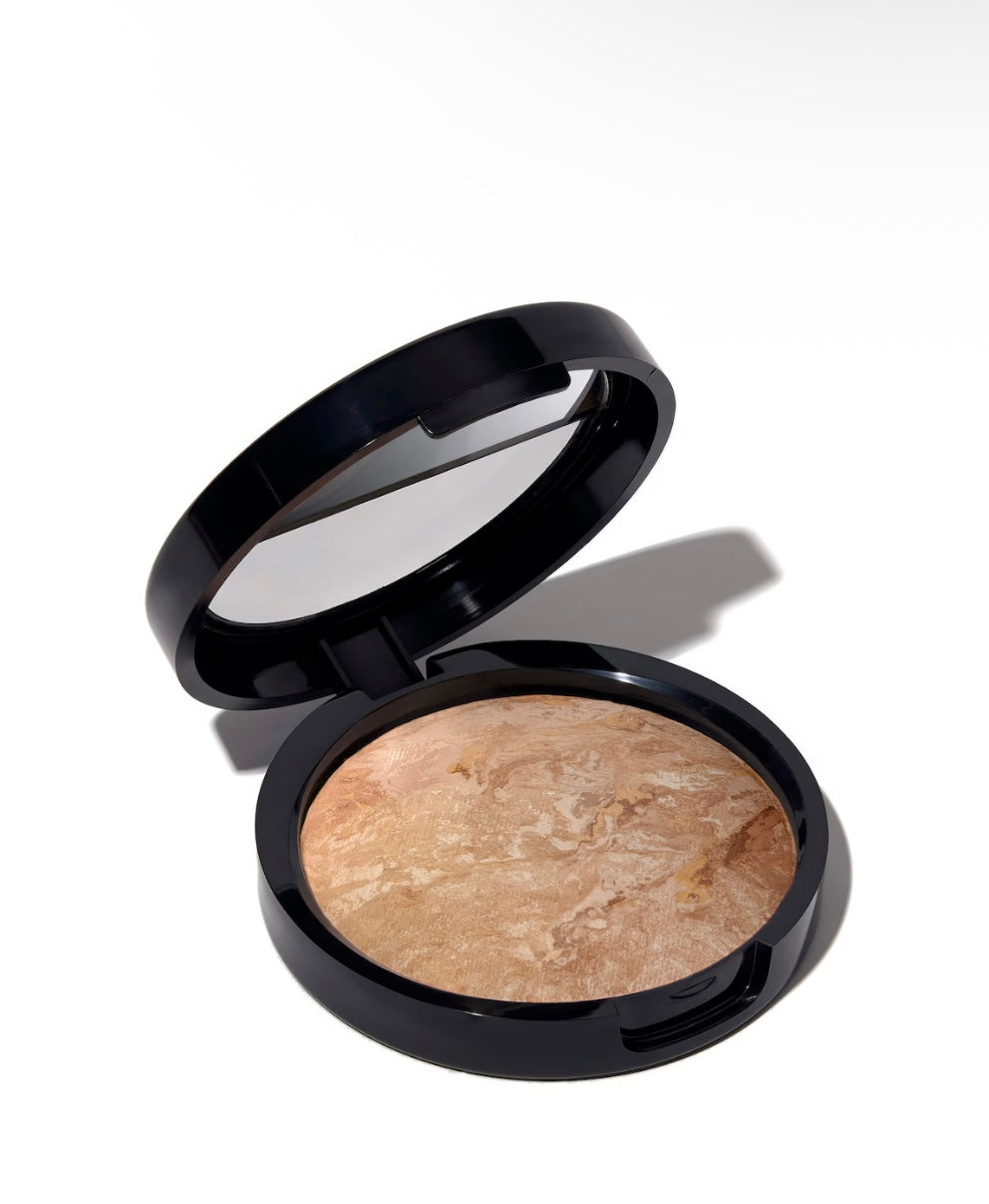 Laura Geller Baked Balance-n-Brighten Colour Correcting Foundation - Medium