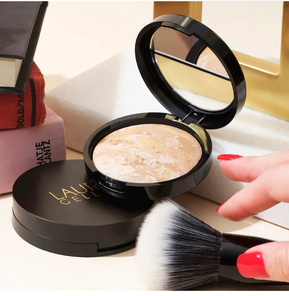 Laura Geller Baked Balance-n-Brighten Colour Correcting Foundation - Medium